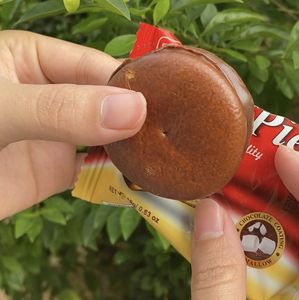 Estándar Internacional, fabricante de Vietnam, suministro de CakePie, caja de pastel suave, pastel de Chocolate, 12 paquetes para adultos y niños, gran oferta 2025 - Product Image 1