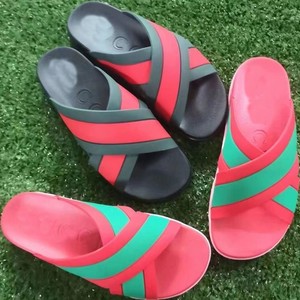 Kích thước 35-46 phụ nữ sang trọng dép phẳng Chất lượng cao người đàn ông Dép Trọng lượng nhẹ cao su đế nền tảng bãi biển Flip Flops - Product Image 2