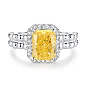 Desain asli cincin berlian besar mewah 925 perak murni 7*9mm cincin berlian karbon tinggi potongan bunga es