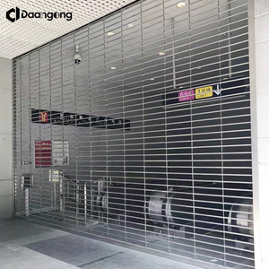 Grilles <span class=keywords><strong>de</strong></span> <span class=keywords><strong>sécurité</strong></span> rétractables <span class=keywords><strong>pour</strong></span> portes commerciales, protection après heures d'ouverture - Product Image 1