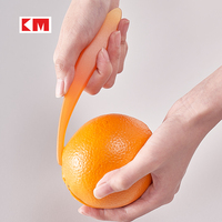 KM1305 Multifunctionele handmatige plastic fruitenschiller voor sinaasappels, mandarijnen, pomelo's, drakenvruchten