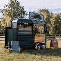 Camion de nourriture pour chevaux de restaurant Équipement de gril de taille personnalisée Cuisine mobile fourgonnette Remorque de restauration rapide Camion de tacos mobile Chariots de café