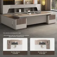 Bureau de direction moderne, durable et écologique, style simplicité élégante, table de bureau peinte au four