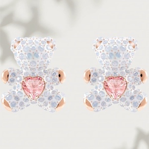 Ensemble de bijoux mignon en forme d'ours - Chaîne de <span class=keywords><strong>collier</strong></span>, <span class=keywords><strong>collier</strong></span>, <span class=keywords><strong>bracelet</strong></span>, boucles d'oreilles. Vente en gros d'articles en cristal. - Product Image 6