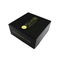 Caja de Suscripción Personalizada para Comercio Electrónico, con Diseño de Avión Negro y Estampado Colorido