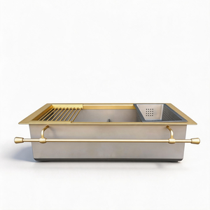 <span class=keywords><strong>Lavello</strong></span> da Lavoro a Doppia Vasca in Acciaio Inossidabile Calibro 14, Design Italiano Fatto a Mano, con Bordo in Ottone Calibro 12 e Frontale a Grembiule a Basso Profilo - Product Image 4