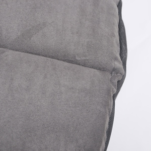 Camas para perros de lona grandes y duraderas diseñadas para soportar elementos exteriores al tiempo que brindan comodidad y resistencia a las mascotas - Product Image 5