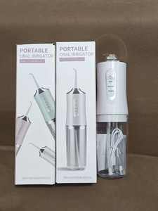 Irrigador Bucal Portátil Inalámbrico <span class=keywords><strong>Recargable</strong></span> por USB de 300 ml, 3 Modos, 4 en 1, Chorro de Agua Dental para Limpieza Bucal - Product Image 3