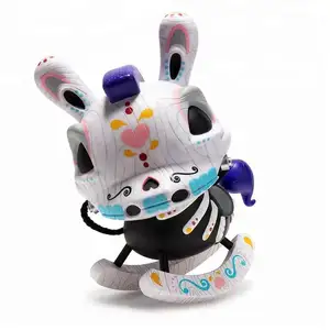 定制玩具人物小乙烯基人物/OEM卡通乙烯基兔子玩具人物/高品质3D玩具动作人物
