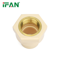 IFAN ASTM2846 Chine Usine PVC Raccords 1/2 "-1" Beige Femelle Accouplement En Laiton Insert CPVC Raccords