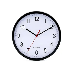 10 pouces vente chaude personnalisé quartz à piles cadeau rond pas cher en plastique horloge murale fabricants promotionnels