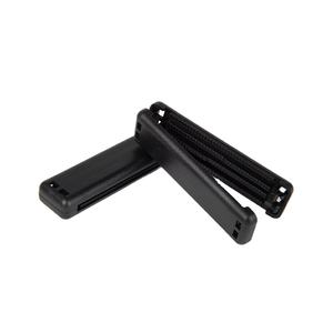 Kundenspezifische Farbgebung Universelle Größenkompatibilität Fahrzeugspezifische Kunststoff-Autositzgurtclips - Product Image 2