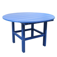 Table à manger moderne en plastique HDPE personnalisée pour la location commerciale, idéale pour les événements extérieurs, les salles à manger et les villas.