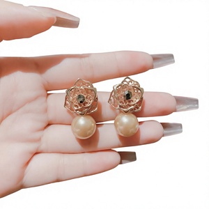 <b>Rose</b> <b>Gold</b> Flower <b>Stud</b> <b>Earrings</b> With Freshwater Pearl Drop Romantic Women's Jewelry Everyday Wear - Product Image 3