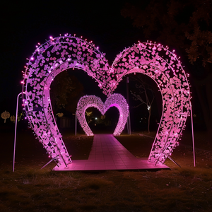 Encantador Túnel <span class=keywords><strong>de</strong></span> Luz con Forma <span class=keywords><strong>de</strong></span> Corazón Rosa - Perfecto para Caminos Románticos y Eventos Festivos - Product Image 3