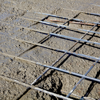 3mm 2x4 3x3 5x5 Cage carrée en fer à mailles soudées pour lapin Panneau de mailles soudées en acier galvanisé à chaud