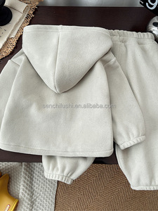 Set Senchi D332 per <span class=keywords><strong>Bambini</strong></span> e Bambine Autunno Inverno in Velluto di Poliestere con Cappuccio Imbottito Due Pezzi Cappotto Caldo - Product Image 3