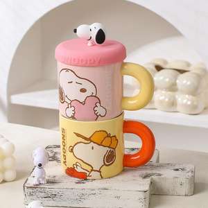 แก้วเซรามิคสนูปปี้พร้อมฝาปิด ปลอดสาร BPA ของขวัญสำหรับเด็กผู้หญิง ใช้ในออฟฟิศหรือที่บ้าน - Product Image 5