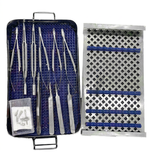 Juego de 13 Instrumentos Quirúrgicos Básicos Sun Micro con Caja de Acero Inoxidable, Instrumentos Manuales Reutilizables para Cirugía General - Product Image 1