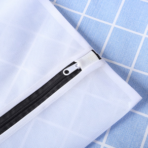 Bolsa de lavandería de malla fina gruesa, 100x70cm, con cremallera, organizador de ropa rectangular para lavado a máquina, ropa interior, uso en el baño - Product Image 5