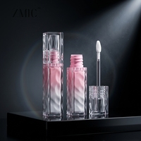 Tube de brillant à lèvres ondulé unique, vide, transparent, flacon carré rose pour rouge à lèvres liquide, personnalisable avec logo et couleur