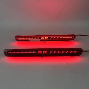 Feu stop surélevé à LED + Feu antibrouillard arrière + Clignotant pour Toyota Hilux Revo 2016-2021 - Product Image 4