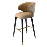 Tabouret de bar nordique 004 avec dossier en velours, chaises de comptoir hautes, repose-pieds en laiton doré, luxe ergonomique pour café, hôtel, bar