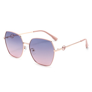Gafas de Sol Polarizadas con Marco Completo y Protección UV400 para Mujer, Diseño Ojo de Gato, Moda 2025 - Product Image 4