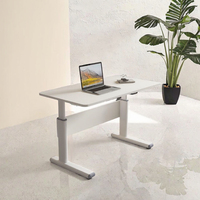 Bureau de travail motorisé flexible avec réglage de la hauteur, dispositif de détection de charge et hub de gestion de la charge