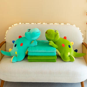 <span class=keywords><strong>Coussin</strong></span> de couverture double usage en peluche super douce, couverture de sieste pour enfants, climatiseur de voiture, oreiller de dessin animé tricératops pour le commerce extérieur - Product Image 2