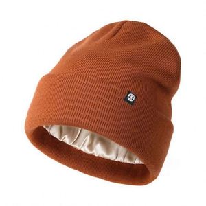 Bonnet d'hiver en tricot de couleur unie avec doublure en satin, personnalisable avec logo brodé 3D, pour usage professionnel et plage, fabriqué en Chine - Product Image 2