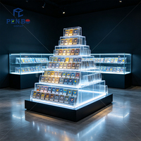 Vitrine murale en verre pour cartes à collectionner avec éclairage LED, sur mesure, pour boutique de cartes, magasin TCG, taille personnalisée, OEM