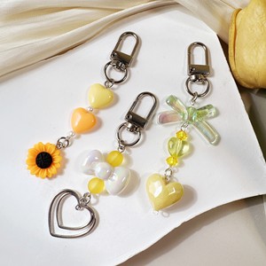 Pendentifs petits formats les plus vendus - Série couleur jaune - Pendentif tournesol en forme de cœur, porte-clés, décoration de sac, lot - Product Image 2