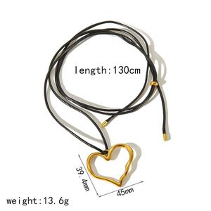 Collier tendance en acier inoxydable plaqué or 18 carats avec pendentif nœud et chaîne en corde cirée noire polie pour femme - Product Image 6