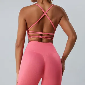 Sıcak satış yeni dikişsiz Backless seksi kadınlar ince Sling spor sutyen Trendy spor Fitness egzersiz Yoga üst