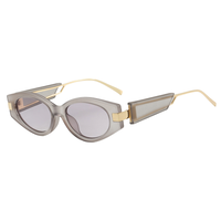 Lunettes de soleil tendance rétro pour femmes avec logo personnalisé, vente chaude 2025, lunettes de soleil carrées latérales, lunettes de soleil œil de chat UV400, légères