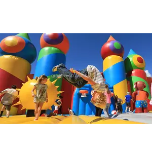 Castillo inflable grande de colores para niños, Castillo de salto para juegos de parque de atracciones