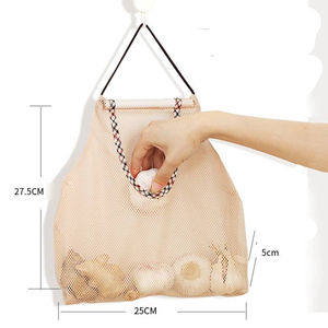 Sac de rangement en maille ventilée qui empêche l'accumulation d'humidité, prolonge la durée de conservation des produits frais tout en gardant les comptoirs propres - Product Image 2