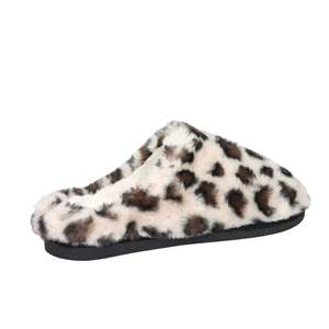 Pantoufles en fausse fourrure imprimé léopard pour femmes, chaussures d'intérieur douces et confortables, chaussures d'hiver chaudes, taille 4 - Product Image 5