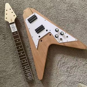 กีตาร์ไฟฟ้า <span class=keywords><strong>Flying</strong></span> <span class=keywords><strong>V</strong></span> กึ่งสำเร็จรูป พร้อมที่จับสายแบบหรูหรา ตัวกีตาร์ทำจากไม้โอ๊ค คอทำจากไม้เมเปิลยุโรป ฟิงเกอร์บอร์ดทำจากไม้โรสวูด - Product Image 2