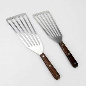 Solid Wood Handle Slotted Turner Stainless Steel <strong>Fish</strong> <strong>Spatula</strong> - Product Image 1