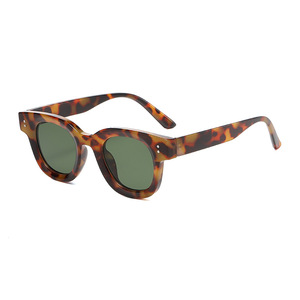 2024 nouvelle mode luxe <span class=keywords><strong>nuances</strong></span> uv400 classique rétro lunettes <span class=keywords><strong>de</strong></span> soleil hommes femmes logo personnalisé en gros cadres ronds lentes <span class=keywords><strong>de</strong></span> sol - Product Image 6