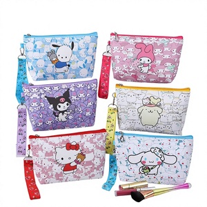Bolsas de Maquillaje de Diseño Exclusivo, Hechas a Mano, Modernas, Bonitas y Únicas, Portátiles para Chicas, con Cierre Personalizado de Hello Kitty - Product Image 1