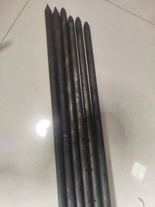 Piquets à clous ronds en acier de style industriel avec trou <span class=keywords><strong>pour</strong></span> les coffrages en béton - Product Image 6