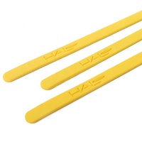 Étiquettes en silicone antidérapantes en caoutchouc non toxique avec logo 3D personnalisé en relief pour vêtements
