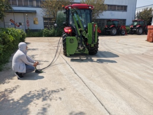 Lovol tracteur 50hp tracteur <span class=keywords><strong>tondeuse</strong></span> à bras hydraulique chaud en vente - Product Image 6