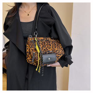 Sac pour femme à double usage à la mode avec imprimé léopard et patchwork en daim et cuir - Product Image 5