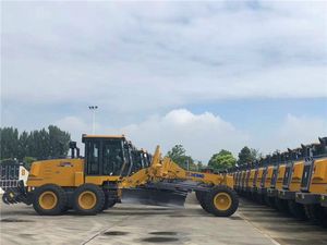 รถเกรดเดอร์ GR2405 250 แรงม้า รถเกรดเดอร์สำหรับงานเหมือง ขายดีในจีน - Product Image 4