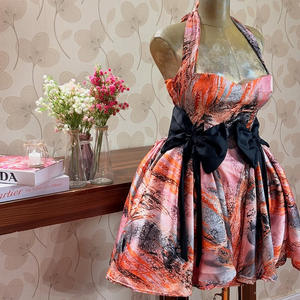 क्रॉस-बॉर्डर अफ्रीकी यूरोपीय महिलाओं के कपड़े 2025 गर्मियों की नई शैली के सुरुचिपूर्ण हीरा कश्मीरी हैटर गर्दन धनुष उच्च कमर - Product Image 4