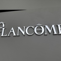 Enseigne lumineuse en lettres acryliques 3D personnalisées Minjiang Snow, éclairage LED, décoration personnalisée, lumière pour la publicité extérieure des magasins